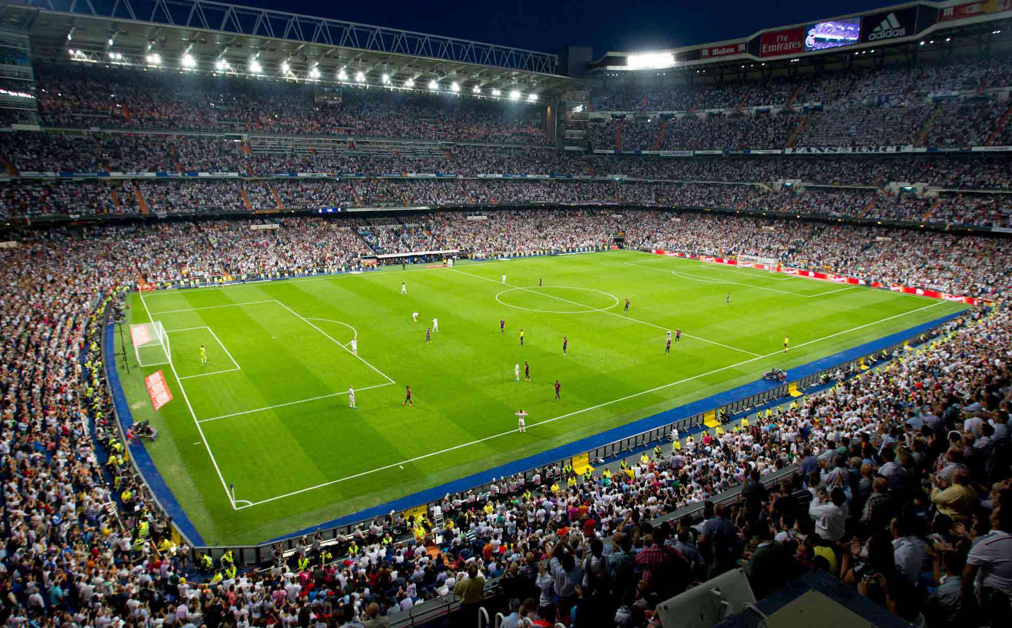 看球聊球两不误，833直播打造球迷专属互动社区